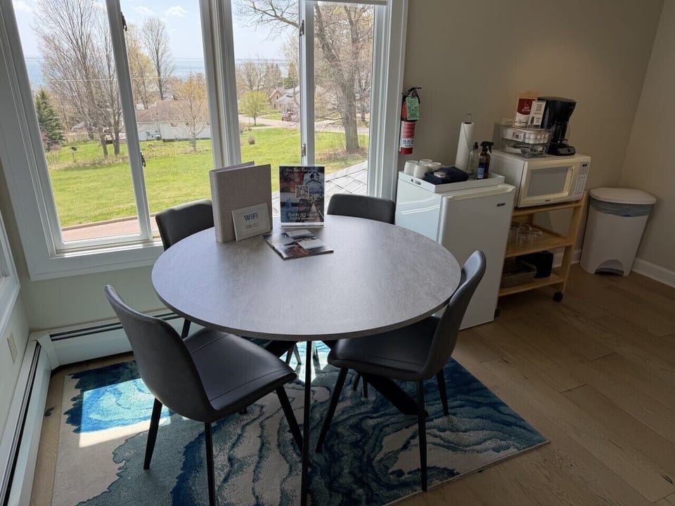 Eating area