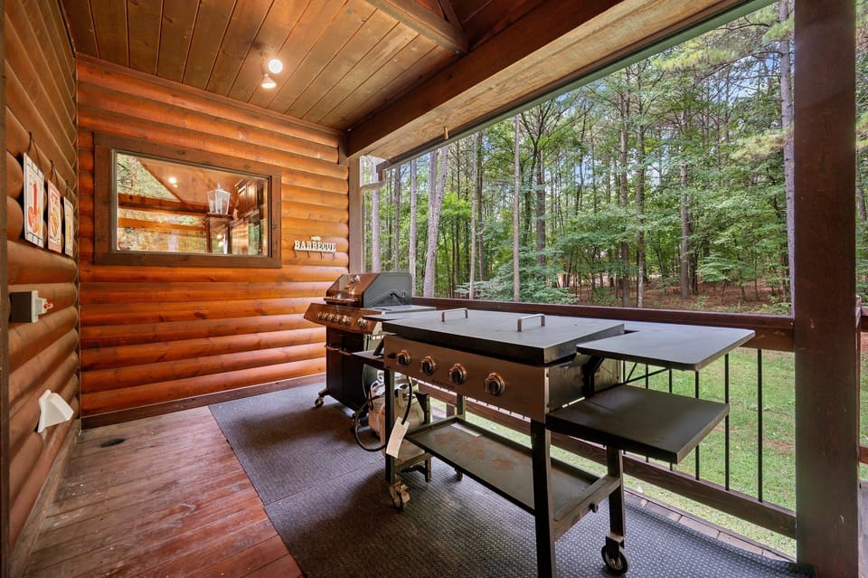 Gas grill and griddle. Propane provided.