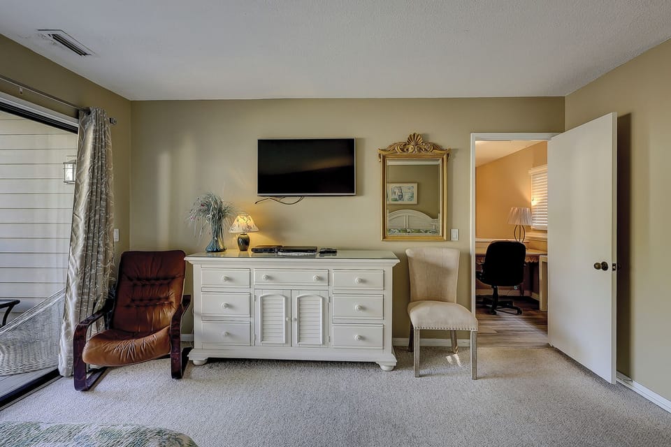 2nd Level Full Guest Bedroom