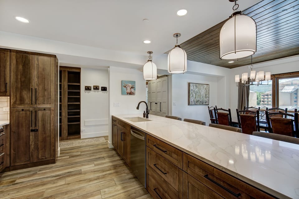 Condo, 3 Bedrooms | Private kitchen | Coffee/tea maker, fridge, oven, toaster