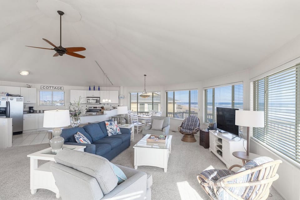 Top Level Living Area