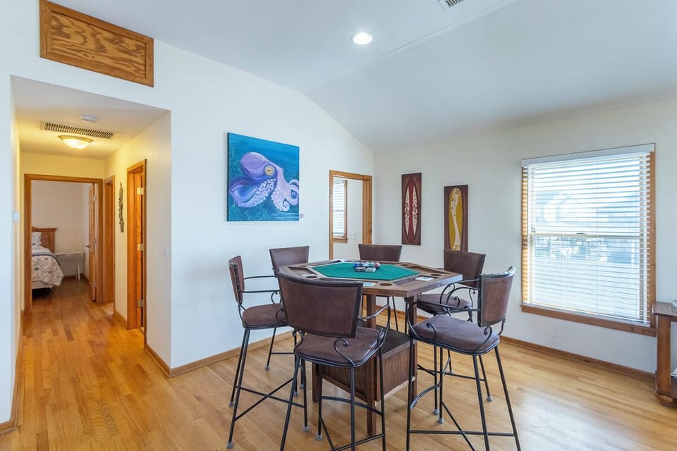 Upper Level Living Area