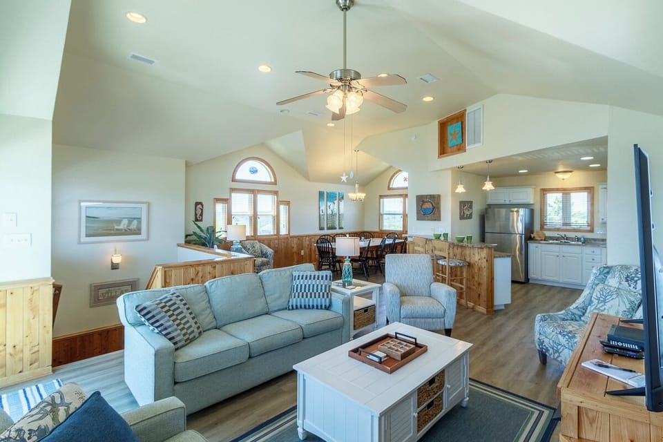 Top Level Living Area