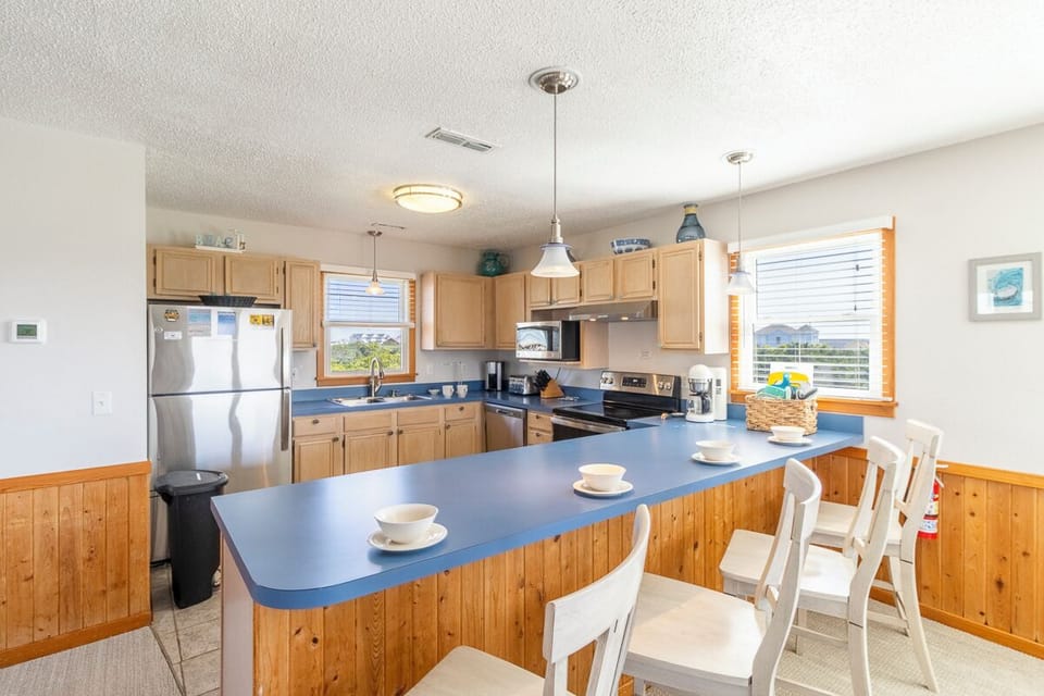 Mid Level Kitchen