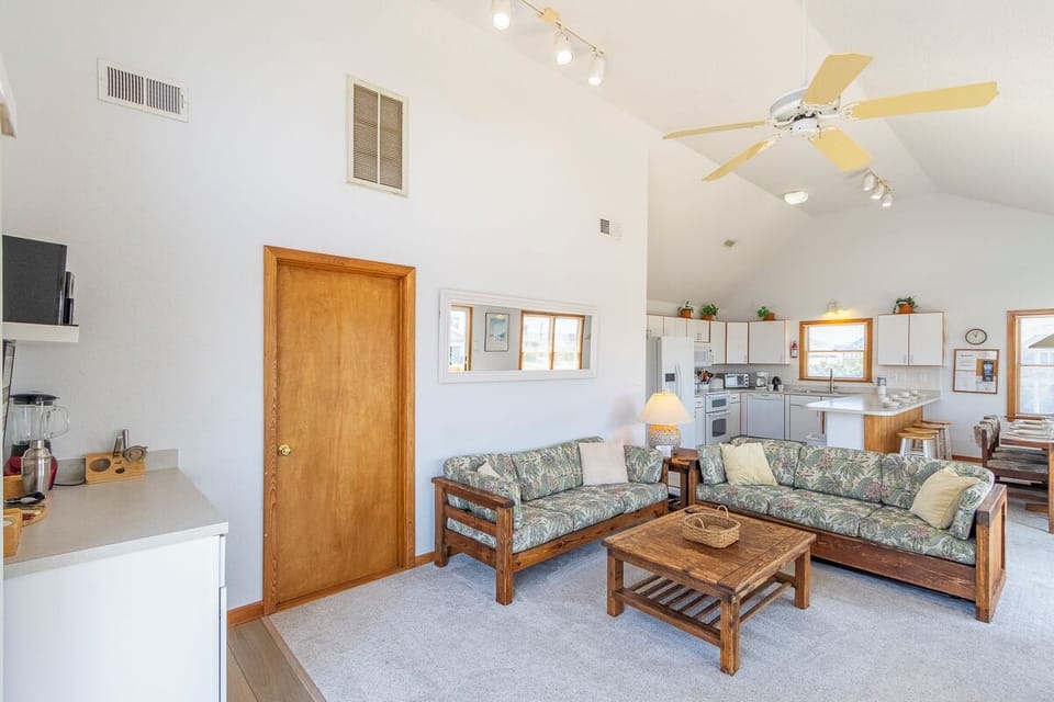 Top Level Living Area