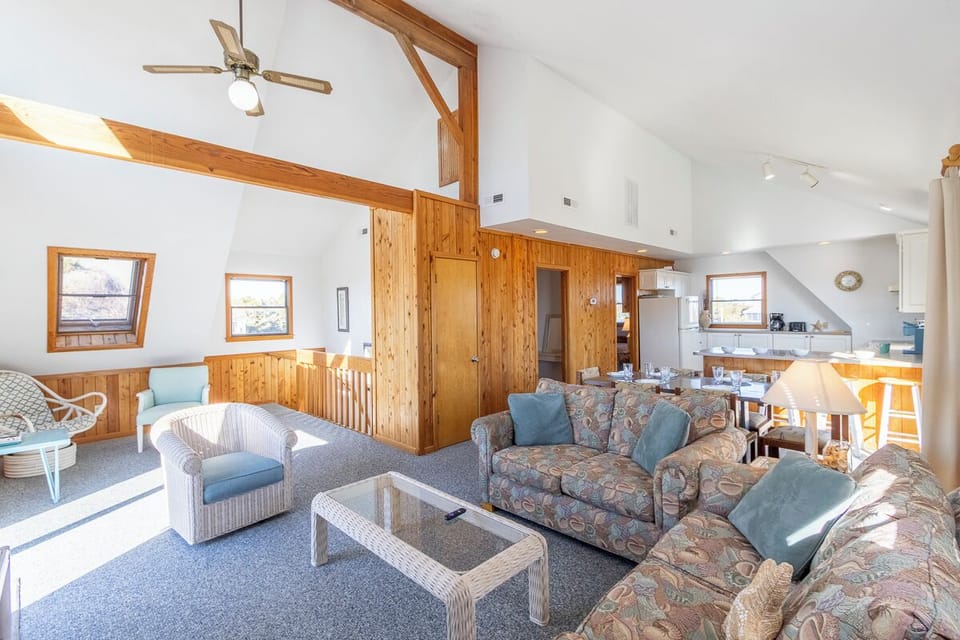 Top Level Living Area