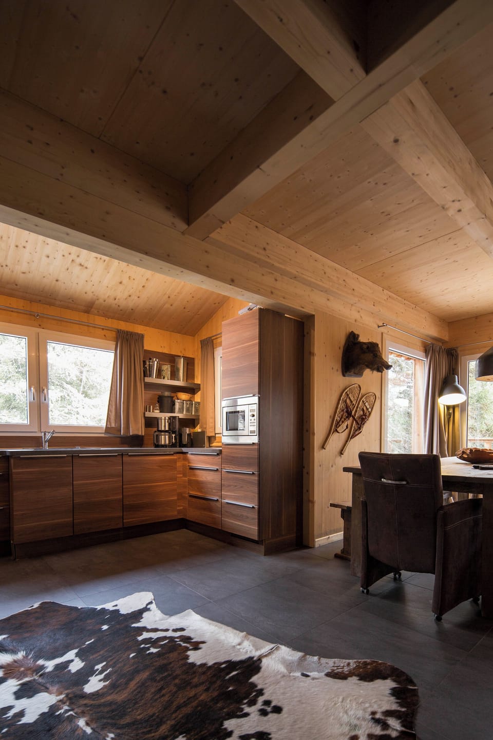 Ferienhaus # 16 mit IR-Sauna & Whirlpool innen | Private kitchen | Fridge, stovetop, dishwasher, coffee/tea maker