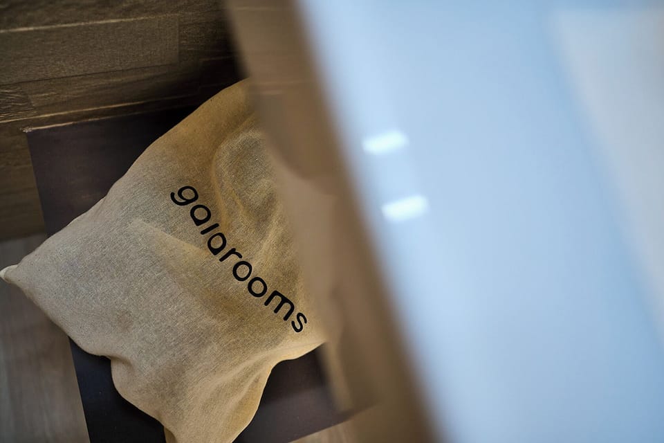 Economy Double Room | Bathroom | Shower, hair dryer, towels, soap