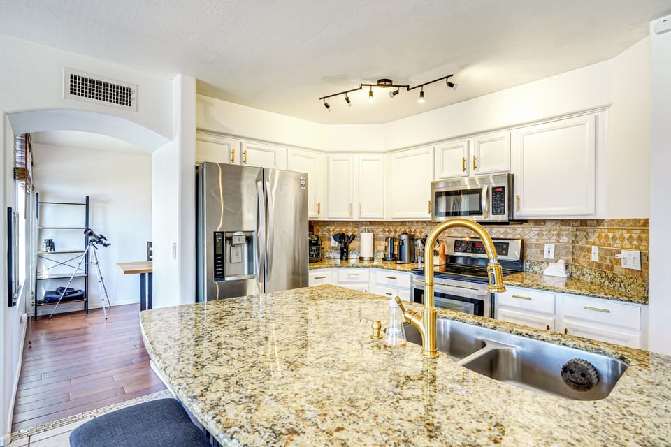 Kitchen | Cooking Basics | Dishwasher | 1st Floor