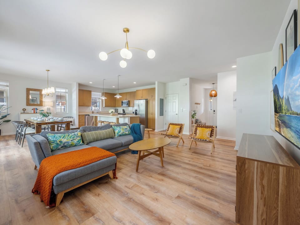 Open layout perfect for gathering and relaxing!