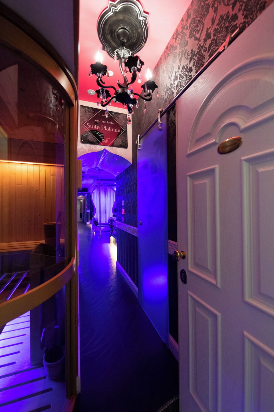 Luxury Studio Suite, City View | In-room safe, blackout drapes, soundproofing