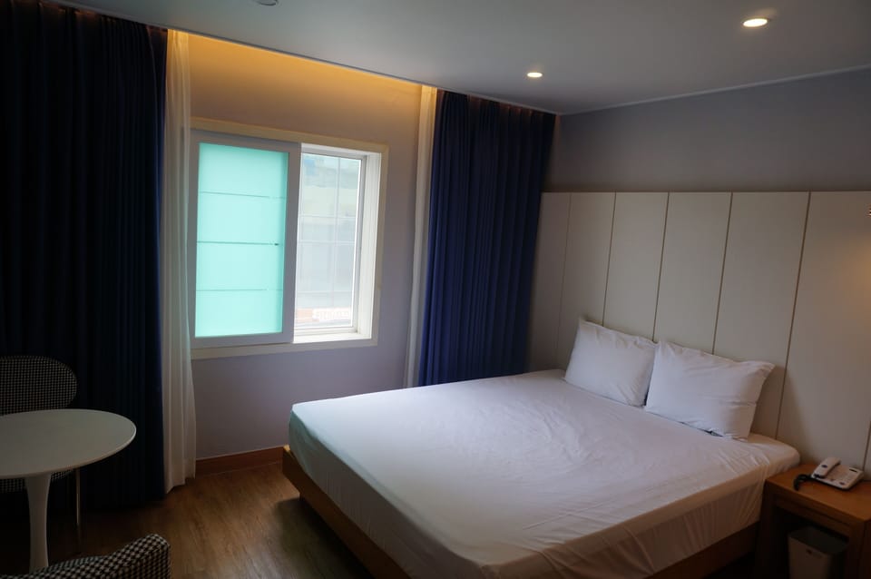 Standard Double Room, City View | Soundproofing, free WiFi