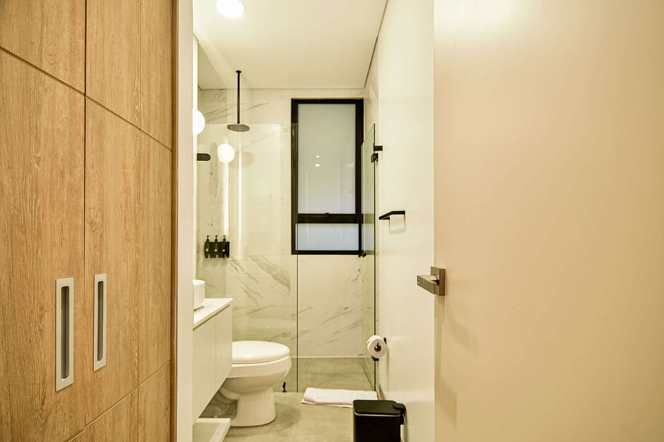 Modern Bathroom