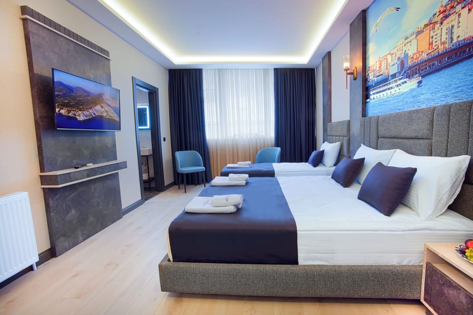 Premium bedding, minibar, in-room safe, desk