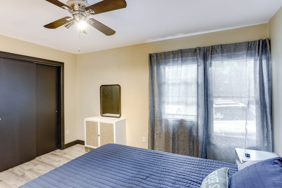 Apartment (1 Bedroom) | Interior