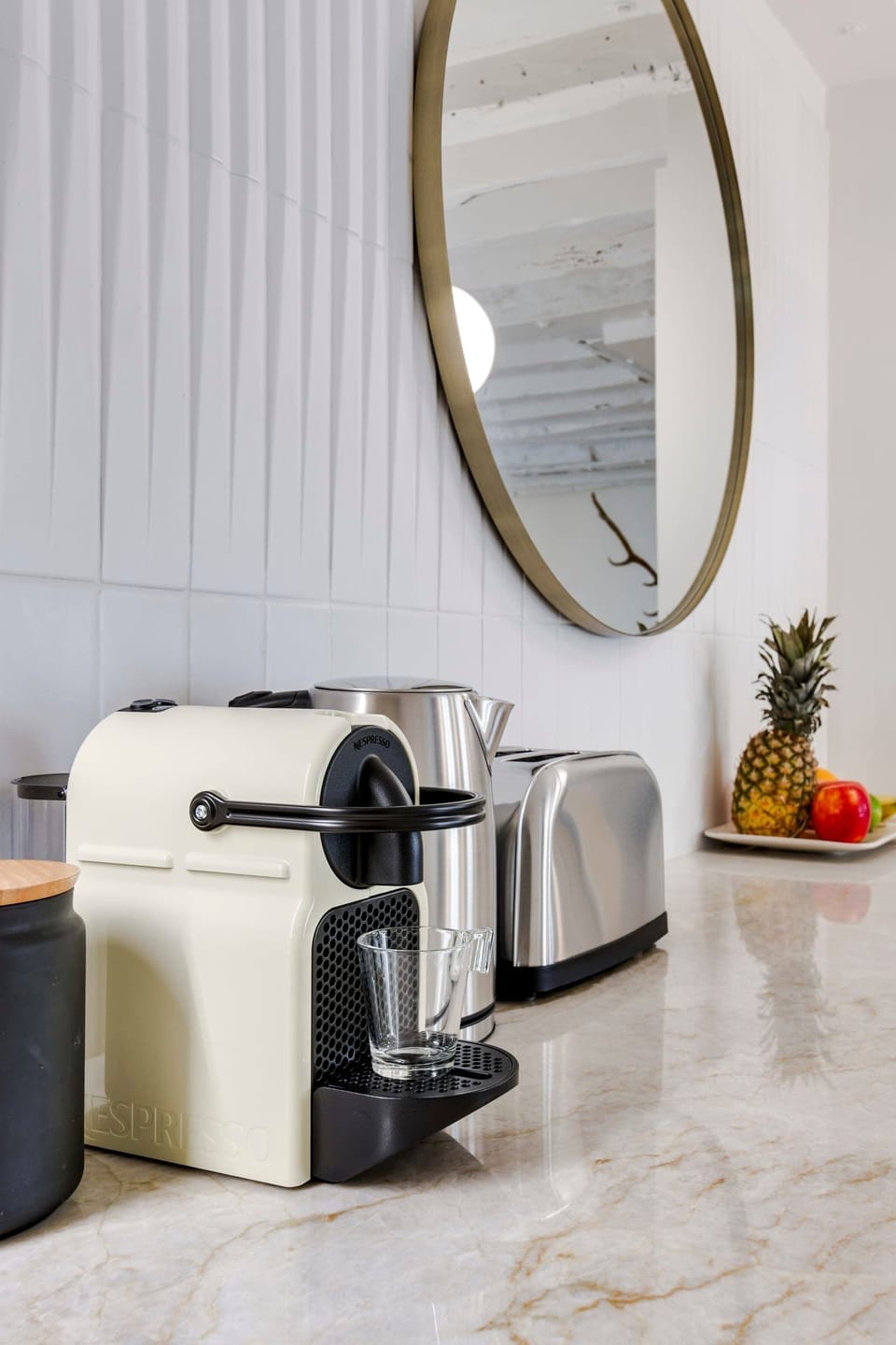 The kitchen is fully equipped to prepare a simple meal