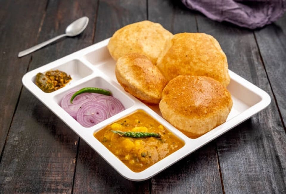 Daily cooked-to-order breakfast for a fee