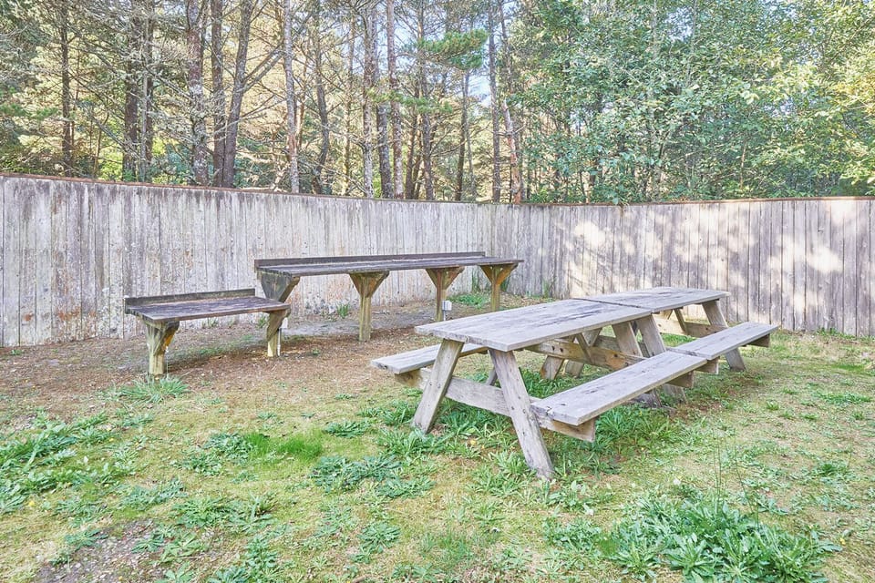 Community Picnic Area