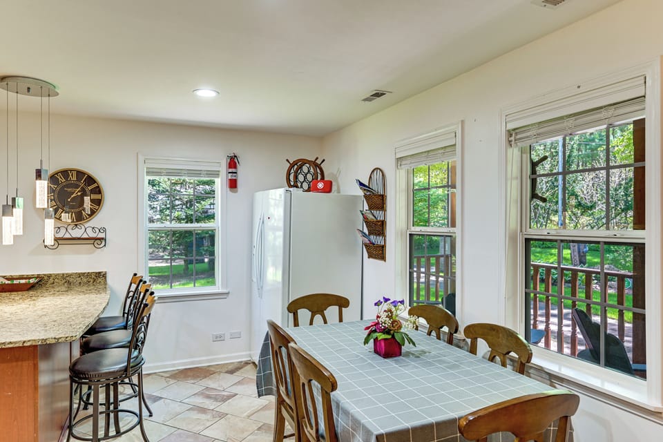 Dining Area | 1st Floor