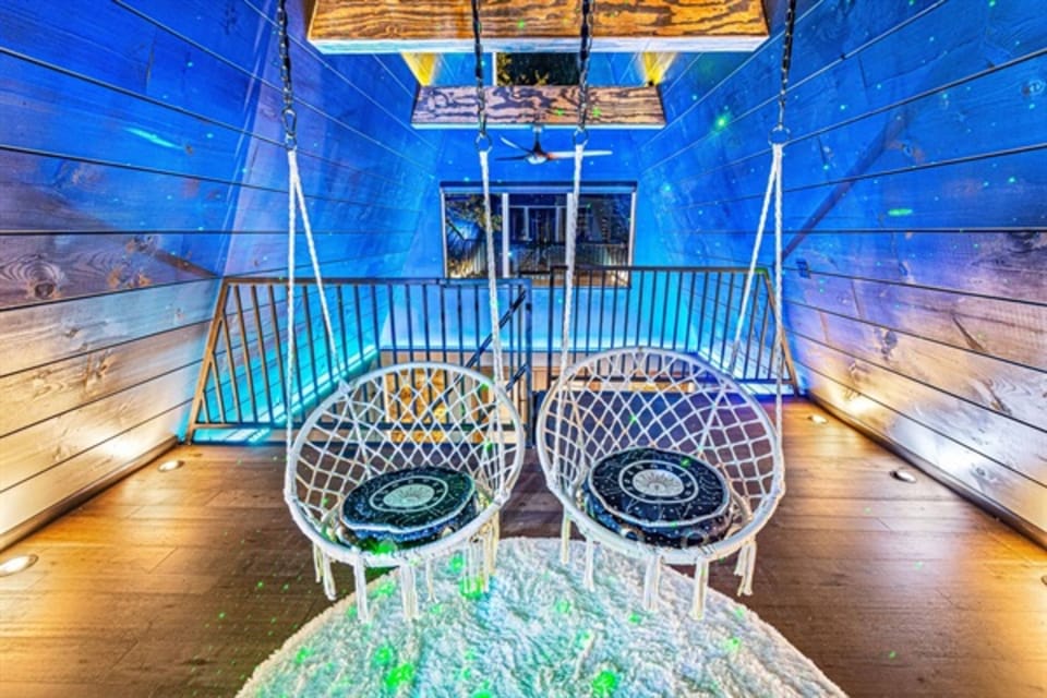 Cozy hanging chairs
