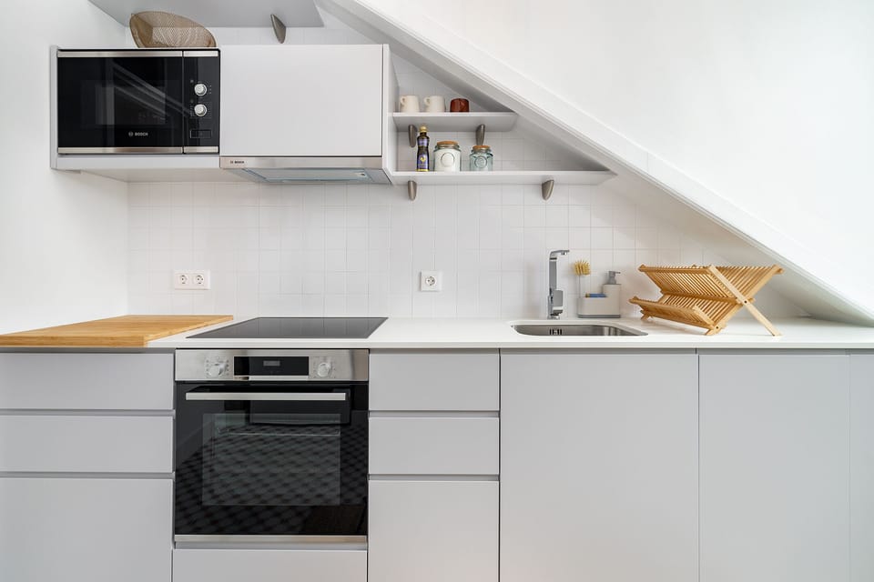 Apartment, 2 Bedrooms | Private kitchen | Electric kettle, toaster