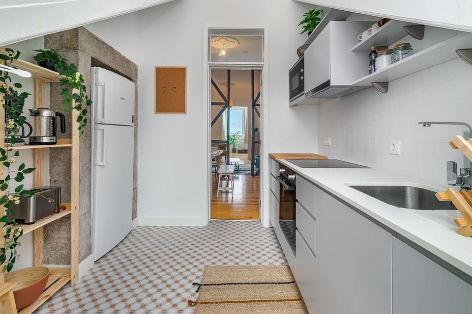 Apartment, 2 Bedrooms | Private kitchen | Electric kettle, toaster