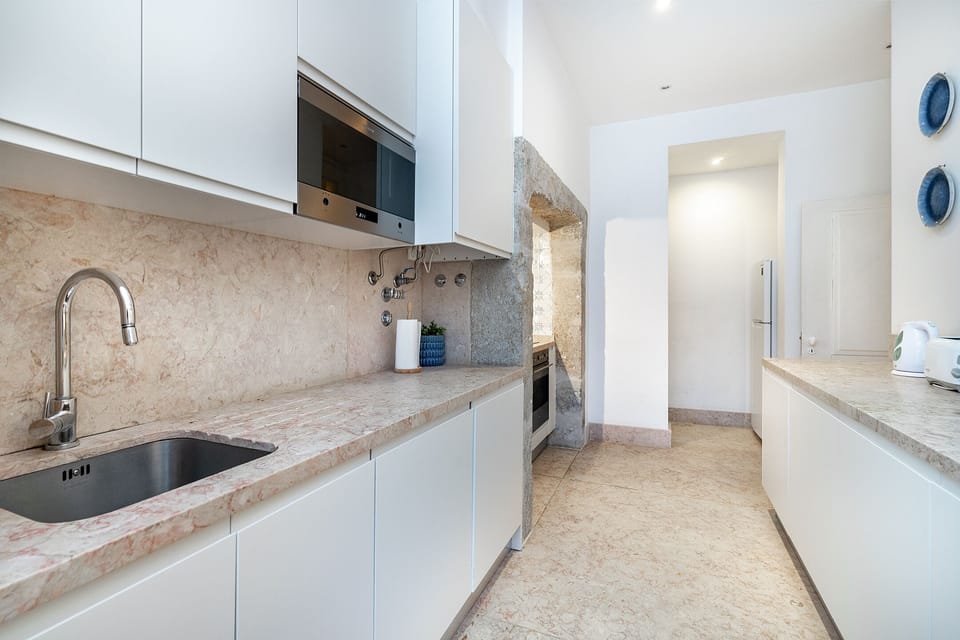 Apartment, 3 Bedrooms | Private kitchen | Toaster