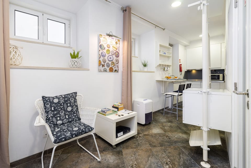 Studio | Living area
