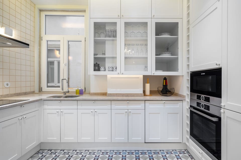 Apartment, 2 Bedrooms | Private kitchen | Electric kettle, toaster