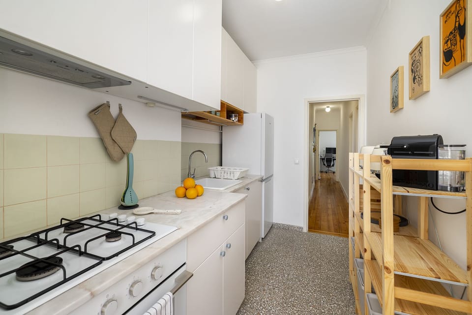 Apartment, 2 Bedrooms | Private kitchen | Electric kettle, toaster