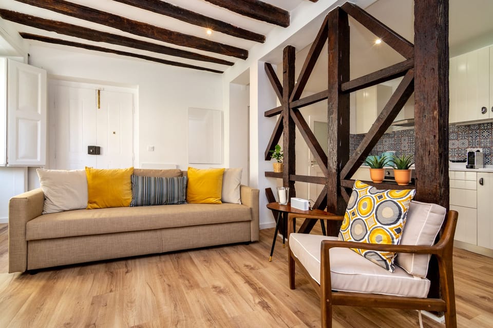 Apartment, 2 Bedrooms | Living area