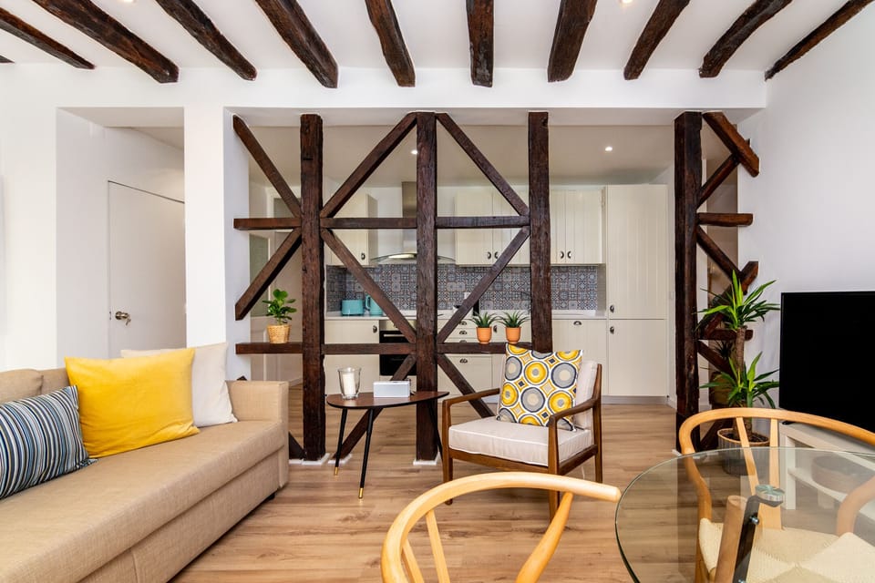 Apartment, 2 Bedrooms | Living area