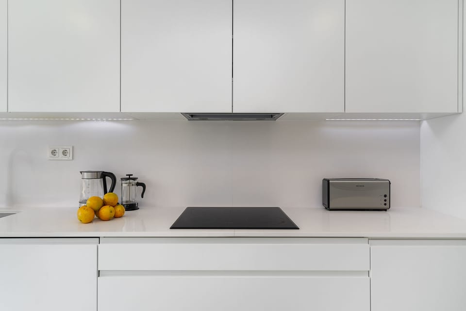 Apartment, 2 Bedrooms | Private kitchen | Electric kettle, toaster