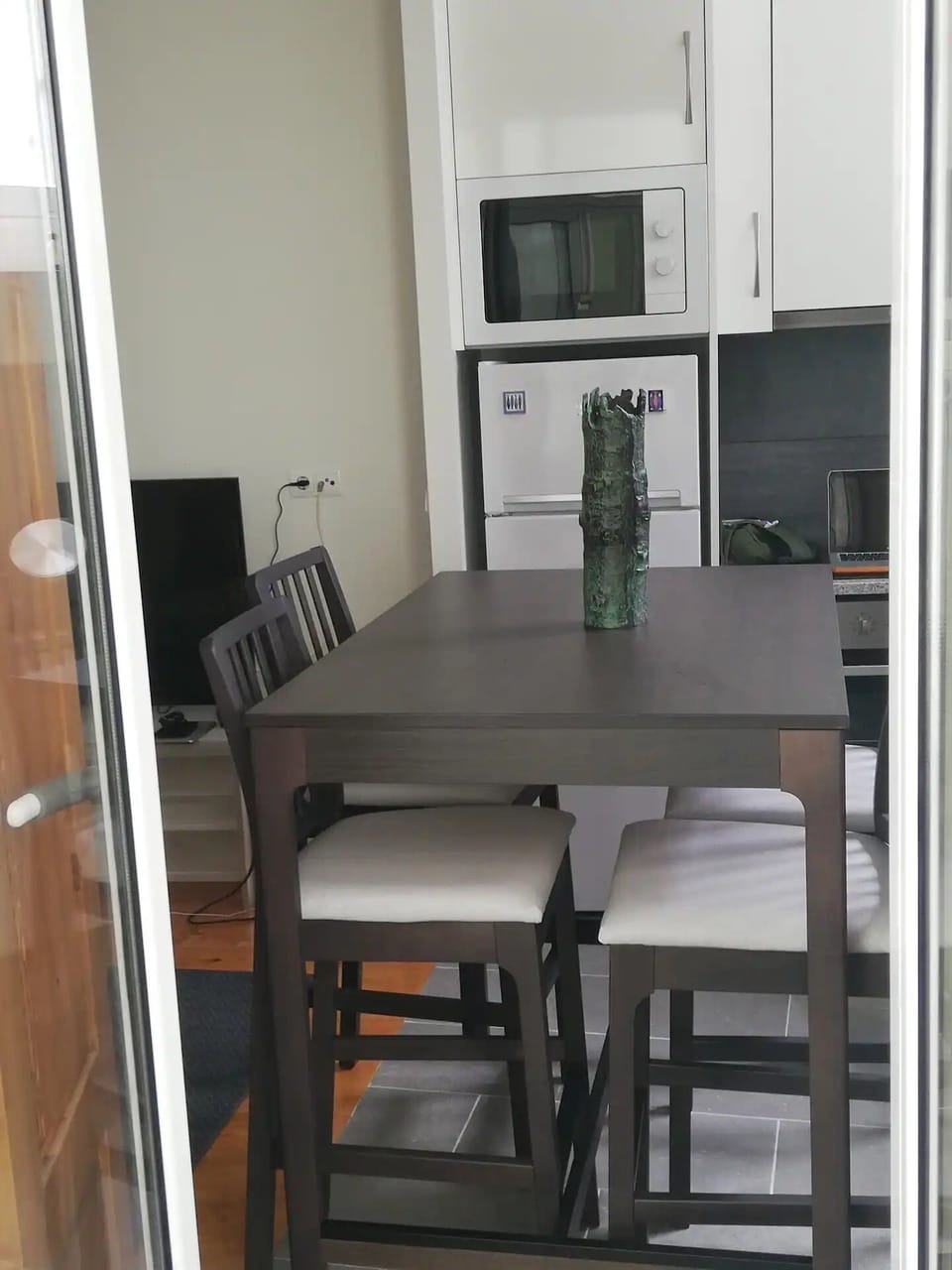 Apartment, 2 Bedrooms | Living area