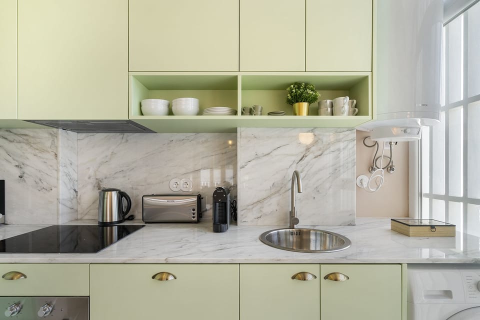 Apartment, 3 Bedrooms | Private kitchen | Electric kettle, toaster