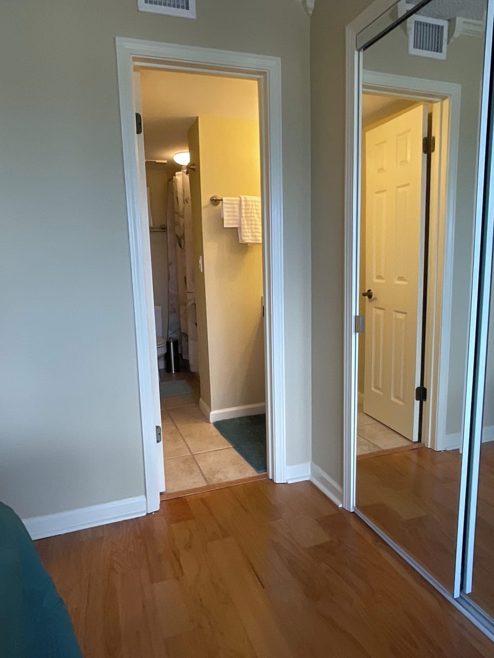 Upper master private bath suite!