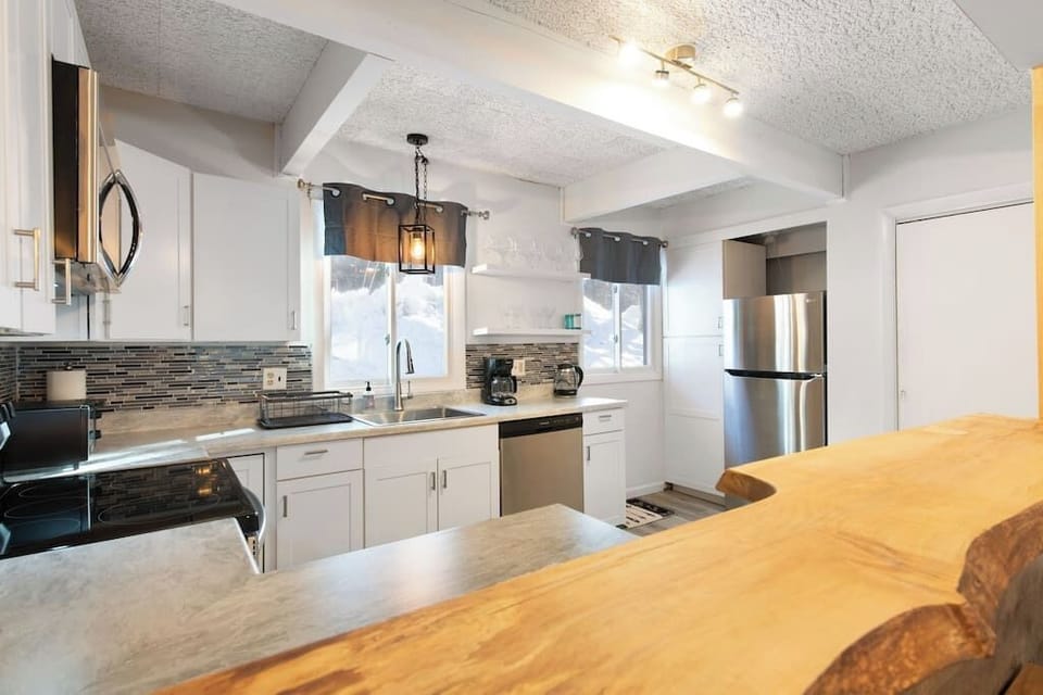 Kitchen wood bar counter