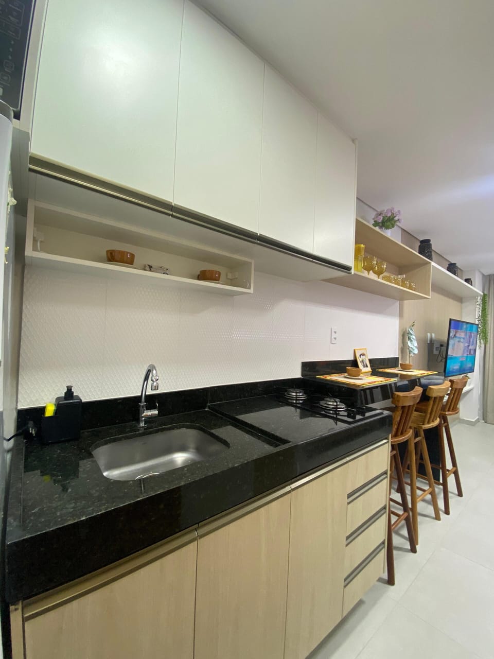 Comfort Studio, Ground Floor | Private kitchen | Fridge, microwave, stovetop, cookware/dishes/utensils