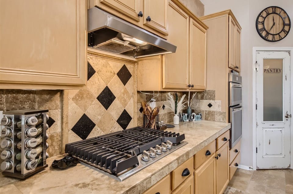 Gourmet gas stove
