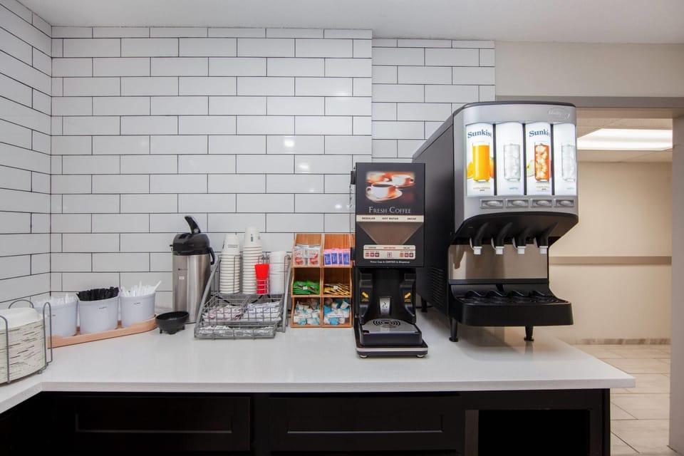 Free daily full breakfast