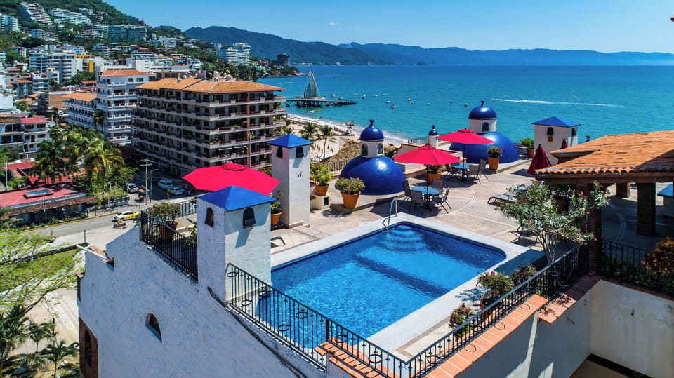 Rooftop Pool Area