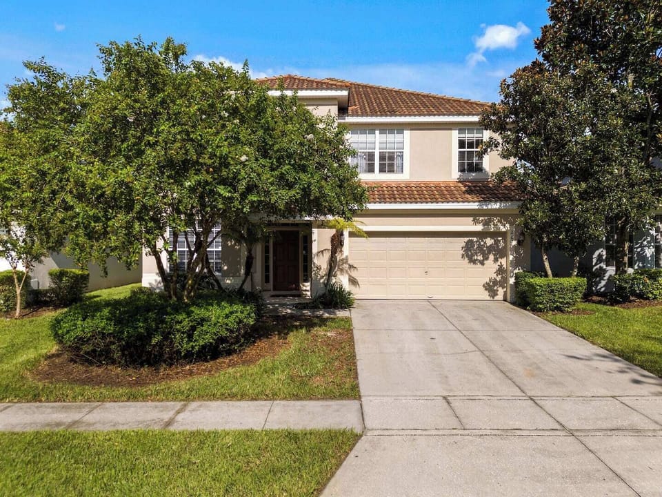 Located in Windsor Hills, just minutes from Disney