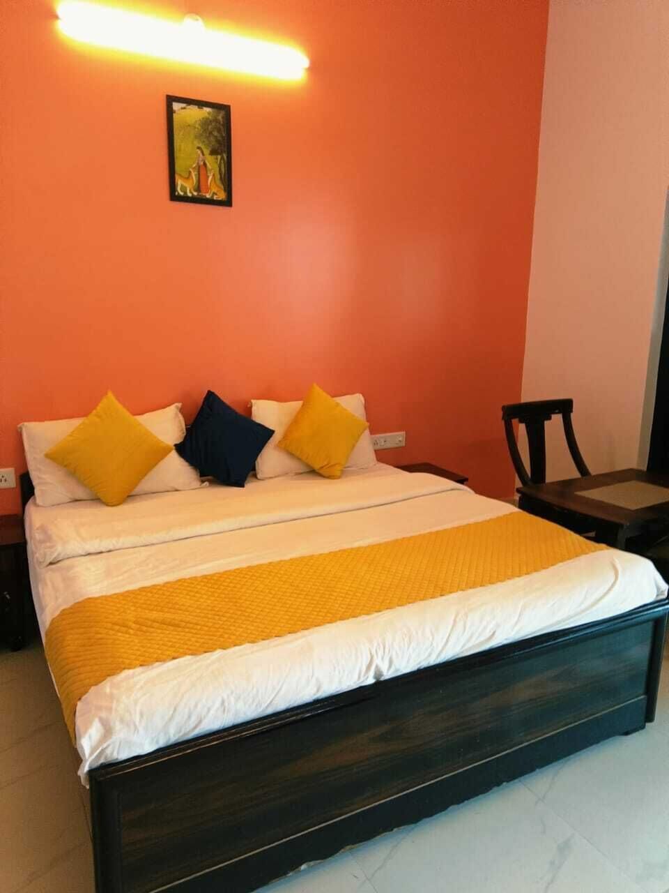 Deluxe Double Room | Desk, laptop workspace, free WiFi