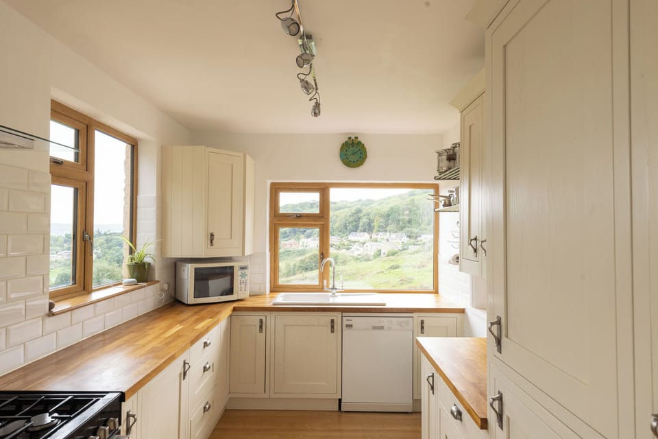 House, Garden View | Private kitchen | Electric kettle