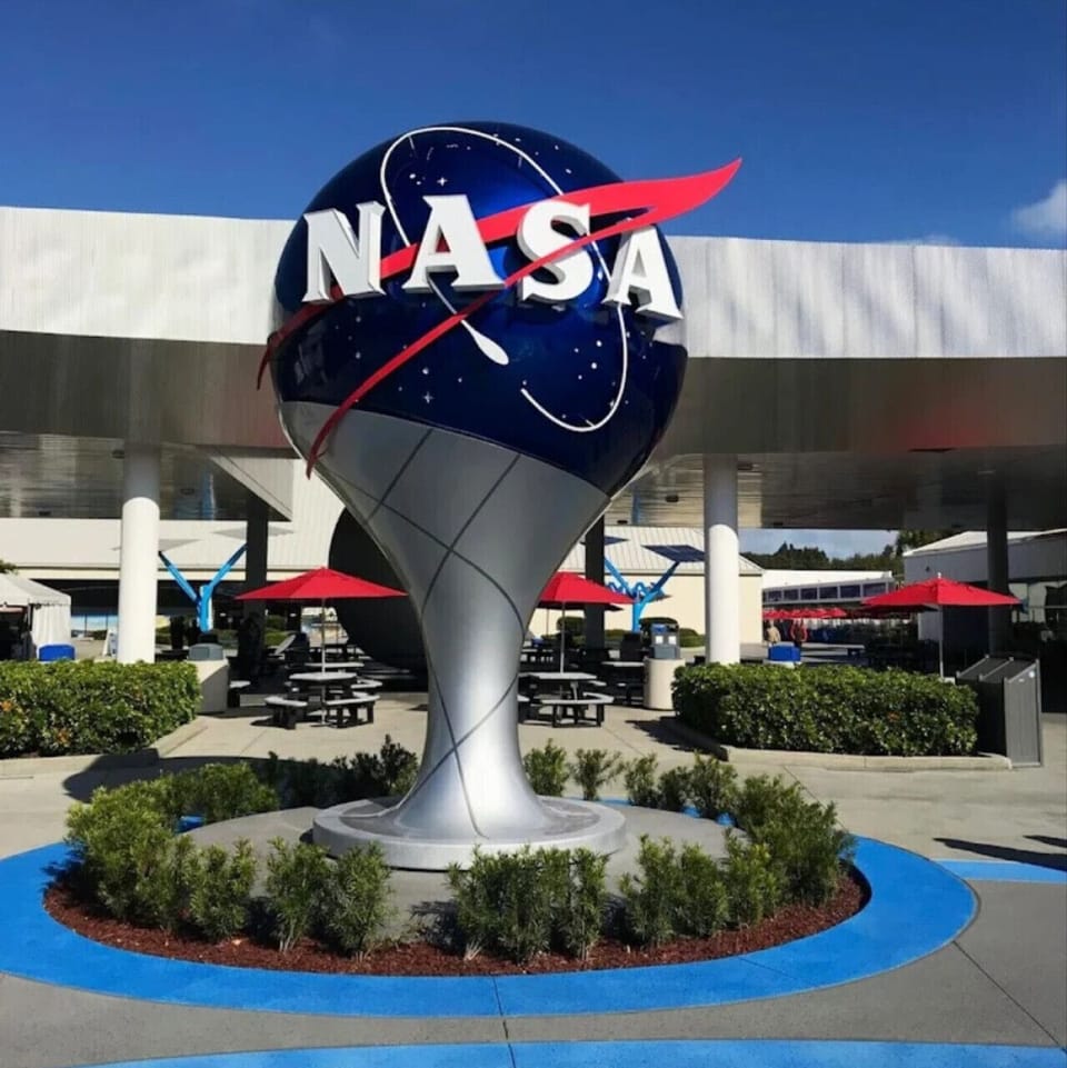 (7) Kennedy Space Center Visitor Complex - NASA