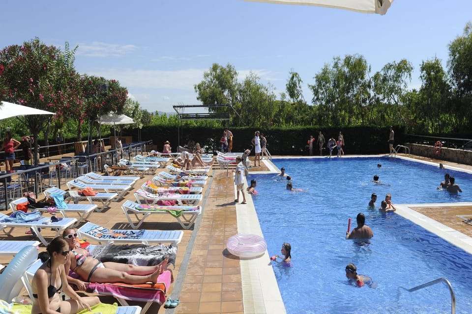 Holiday Home Swimming Pool