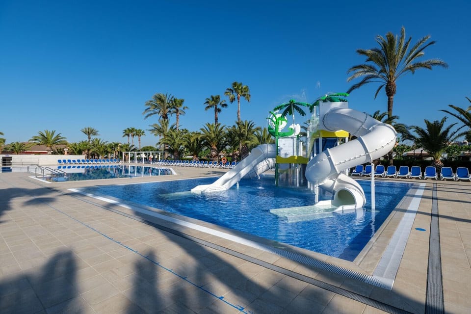 Holiday Home Swimming Pool