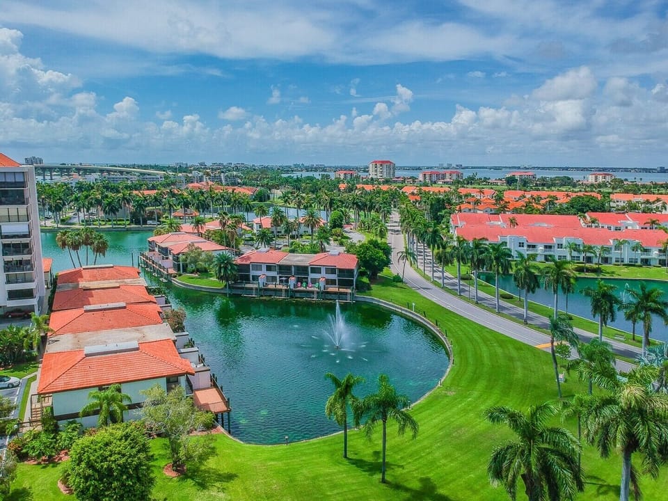 Island Aerial