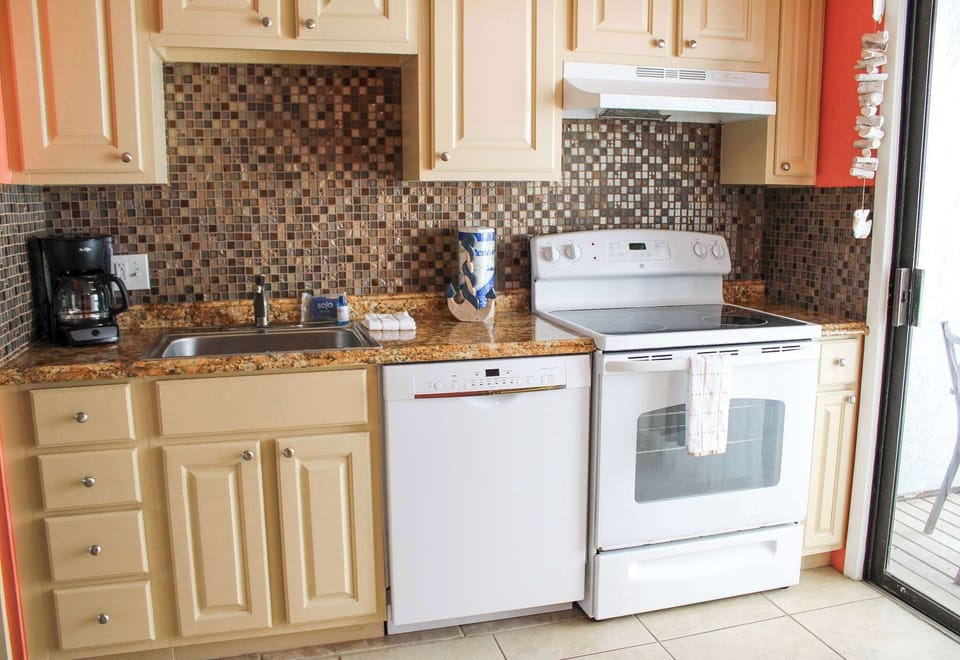 Fully equipped kitchen—cook up your favorite meals with ease!