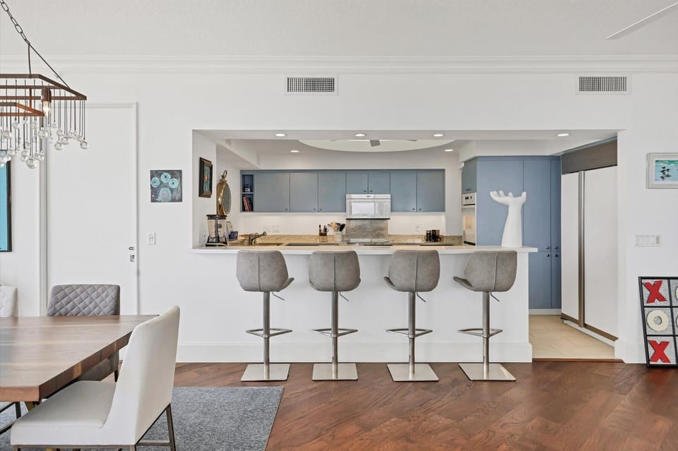 Grand Bay 336 by FVC - Kitchen
